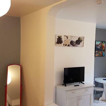 10 Rue Des Recollets 1Er Gauche Apartman Brive-la-Gaillarde Kültér fotó