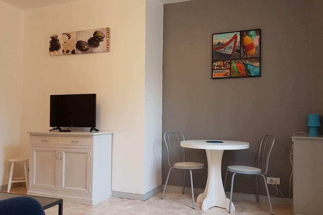 10 Rue Des Recollets 1Er Gauche Apartman Brive-la-Gaillarde Kültér fotó